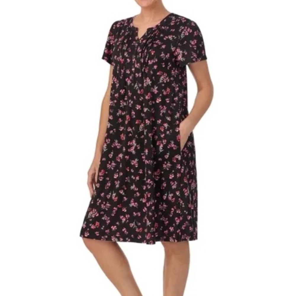 NWT Aria Floral Nightgown XL Nightshirt Short Sleeve Split Neck Henley